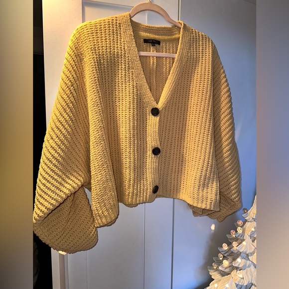🍯NWOT Love Tree Women's V-Neck Slouchy Knit Crop Cardigan🍯 - Picture 4 of 8